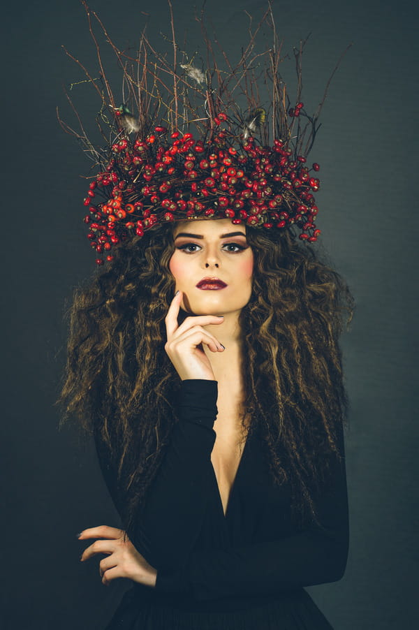 Alternative bride with winter berry crown