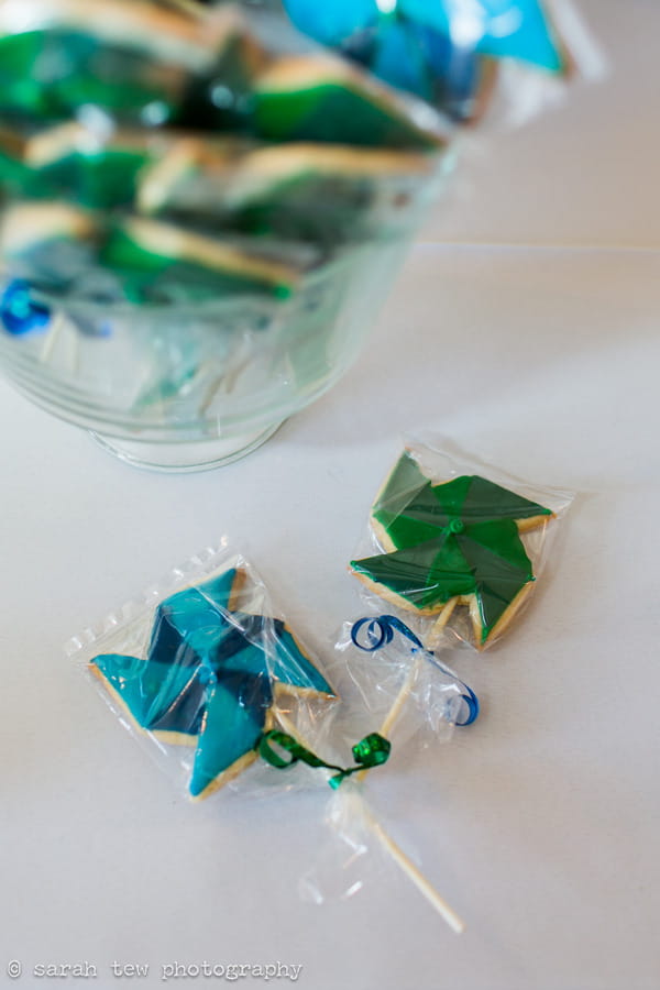 Pinwheel cookie wedding favours