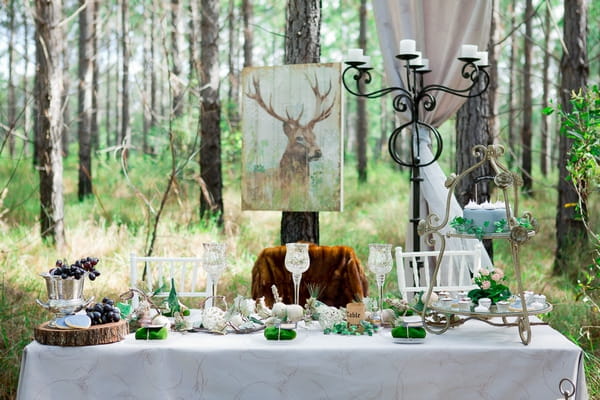 Wedding table with woodland styling
