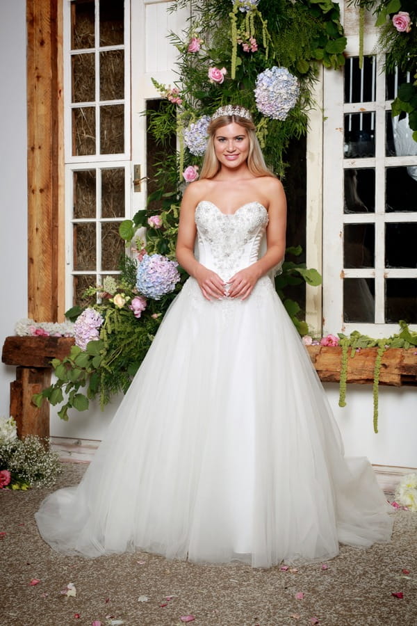 Carley Wedding Dress - Amanda Wyatt She Walks with Beauty 2017 Bridal Collection