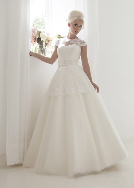 Clara Wedding Dress - House of Mooshki 2017 Bridal Collection