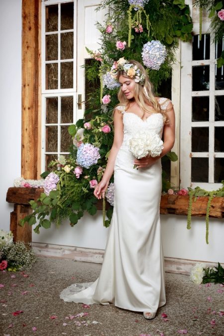 Kathy Wedding Dress - Amanda Wyatt She Walks with Beauty 2017 Bridal Collection