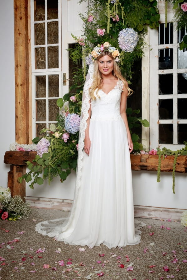Lettie Wedding Dress in Ivory - Amanda Wyatt She Walks with Beauty 2017 Bridal Collection