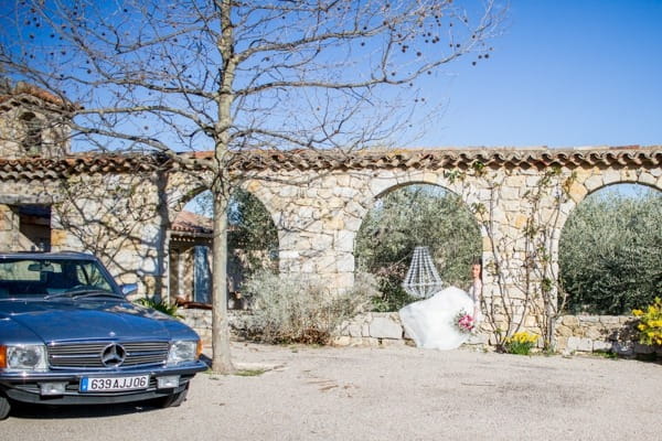 Mercedes wedding car and bride