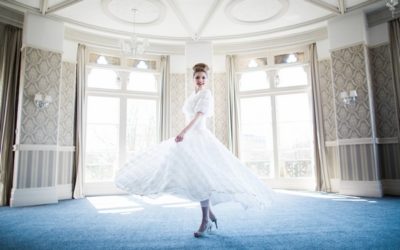 1950s Glamour Inspired Wedding Styling at The Duke