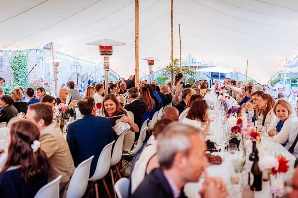 Outdoor wedding breakfast at De Deugdzonde