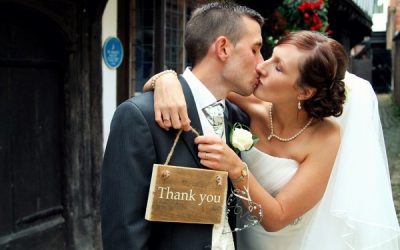 Thanking the People Who Help with Your Wedding