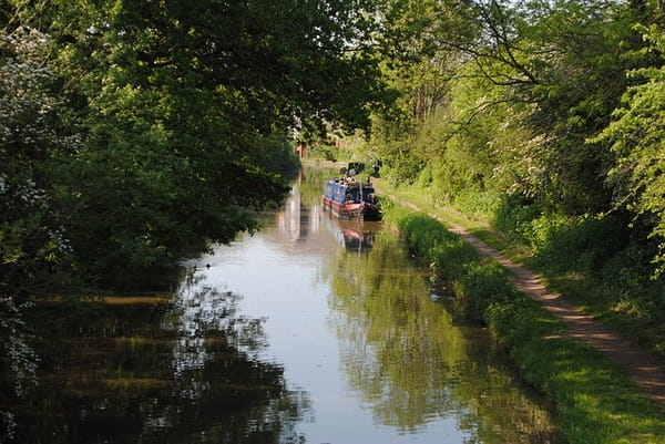 Canal Barge hen/stag weekend accommodation option