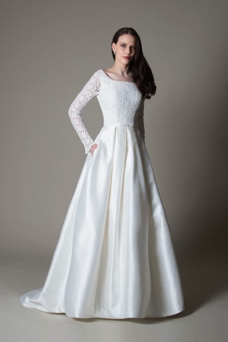 Viola wedding dress from the MiaMia True Romance 2017 Bridal Collection