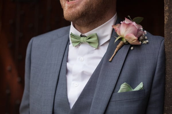 Groom's single flower buttonhole