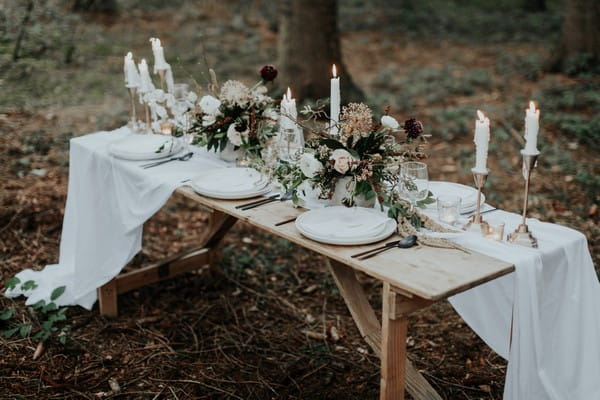 Simple, natural wedding table styling