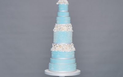 The Three Elements of a Fairytale Wedding Cake