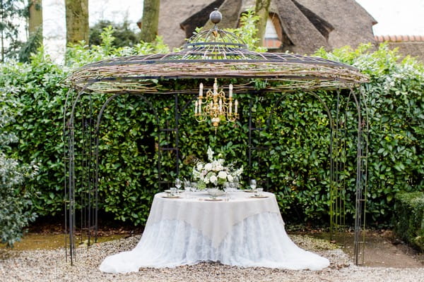 Wedding table in grounds of Park Hotel Hugo de Vries