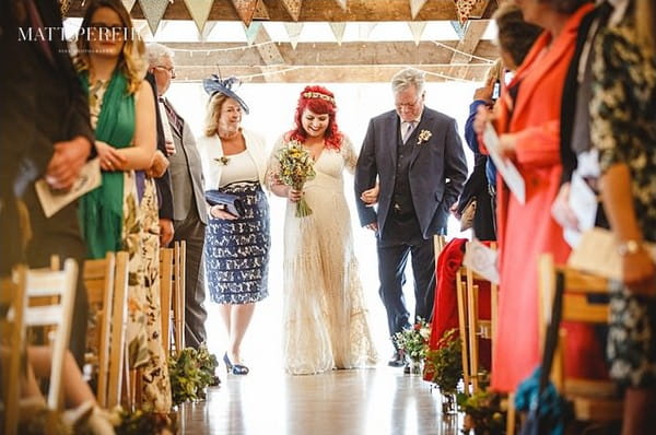 Bride about to walk down aisle