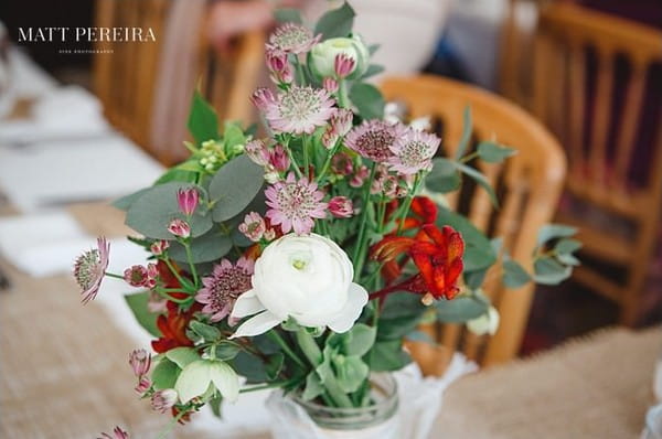 Wedding table flowers