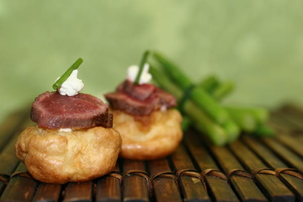 Mini Yorkshire Puddings with Rare Roast Beef