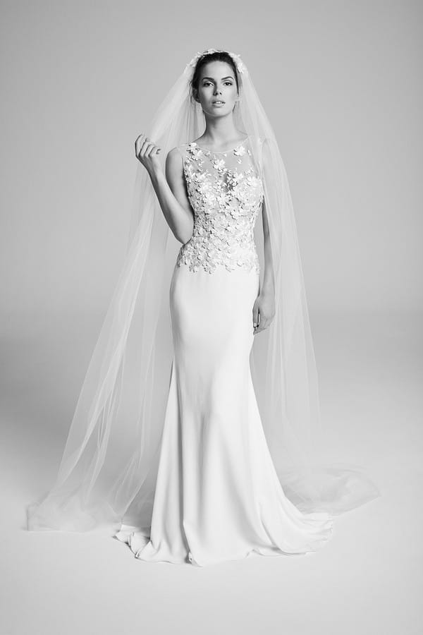 Garland Wedding Dress from the Suzanne Neville Belle Epoque 2018 Collection