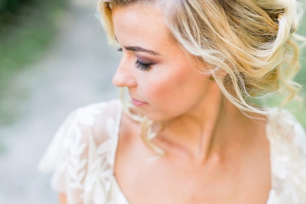 Side of bride's head