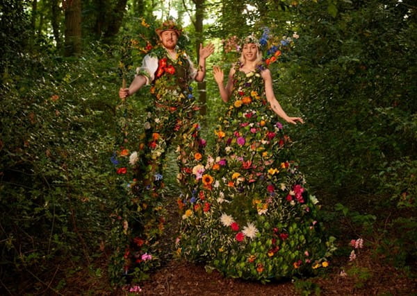 Stilt Walkers Wedding Entertainment Act