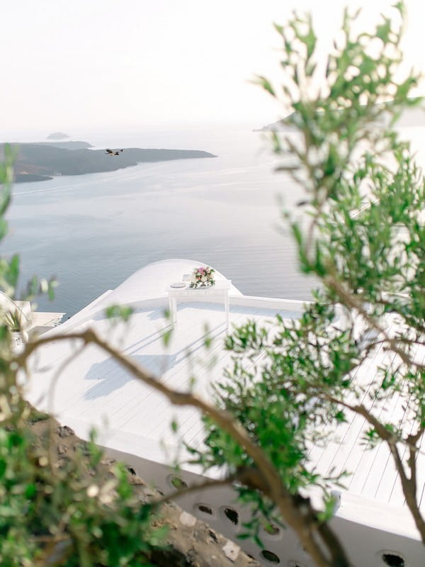 21a - Beautiful Elopement in Santorini