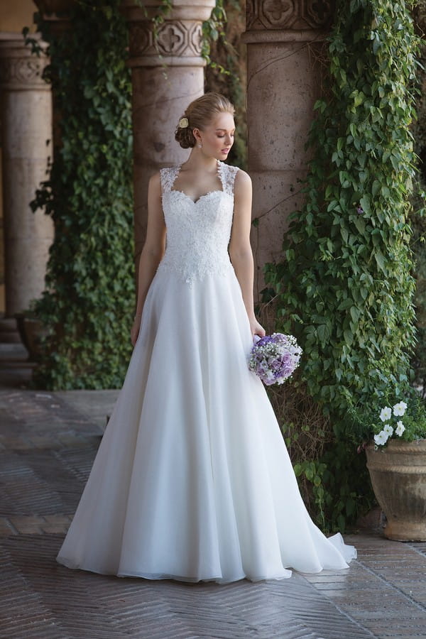 4009 Wedding Dress from the Sincerity Bridal SS18 Collection
