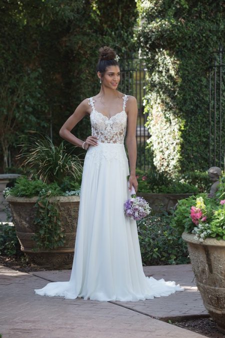 4014 Wedding Dress from the Sincerity Bridal SS18 Collection