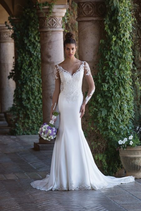 4015 Wedding Dress from the Sincerity Bridal SS18 Collection