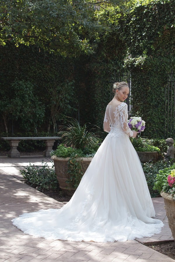 Back of 4025 Wedding Dress from the Sincerity Bridal SS18 Collection