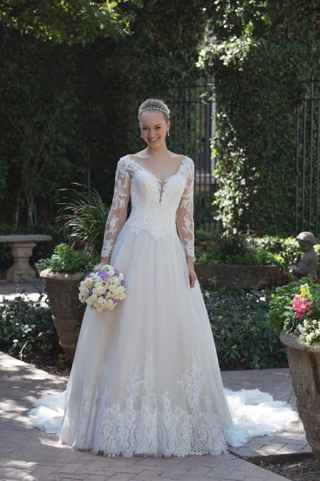 4025 Wedding Dress from the Sincerity Bridal SS18 Collection