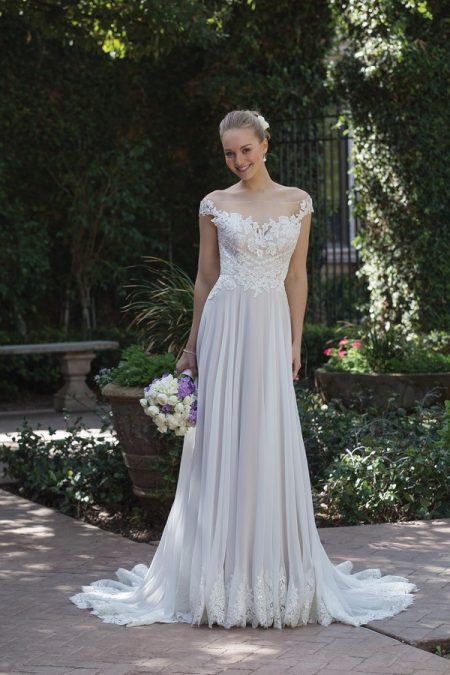 4030 Wedding Dress from the Sincerity Bridal SS18 Collection