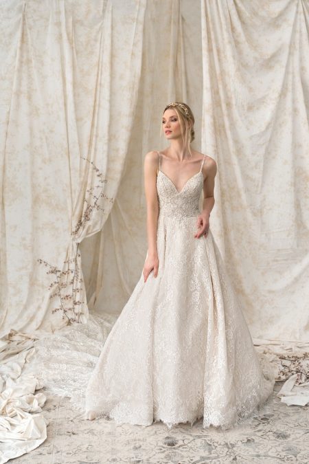 9895 Wedding Dress from the Justin Alexander Signature Spring/Summer 2018 Bridal Collection