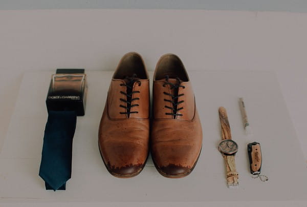 Groom's shoes and accessories