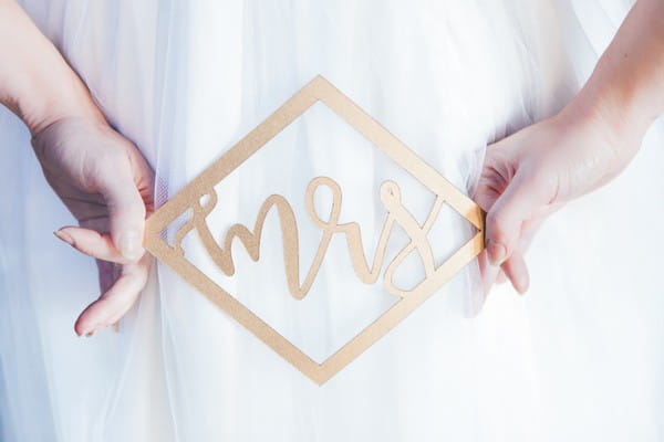 Geometric Mrs sign