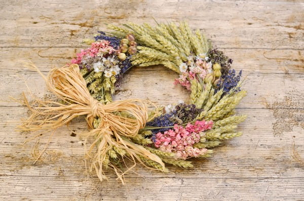 Country Garden Wheat Wreath