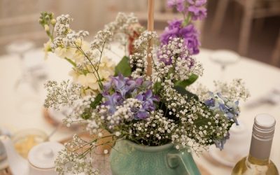 10 Ways to Save Money on Wedding Flowers