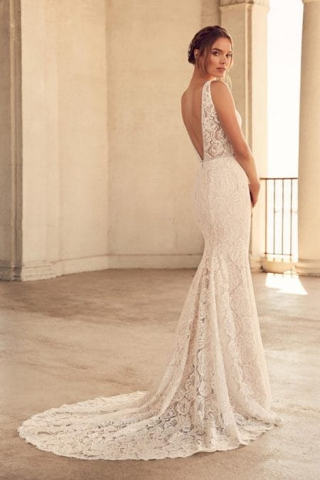 Back of 4792 Wedding Dress from the Paloma Blanca Spring 2018 Bridal Collection