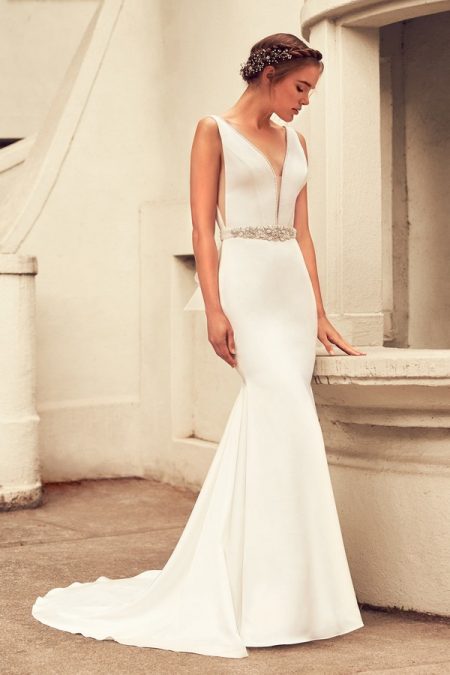 4796 Wedding Dress from the Paloma Blanca Spring 2018 Bridal Collection