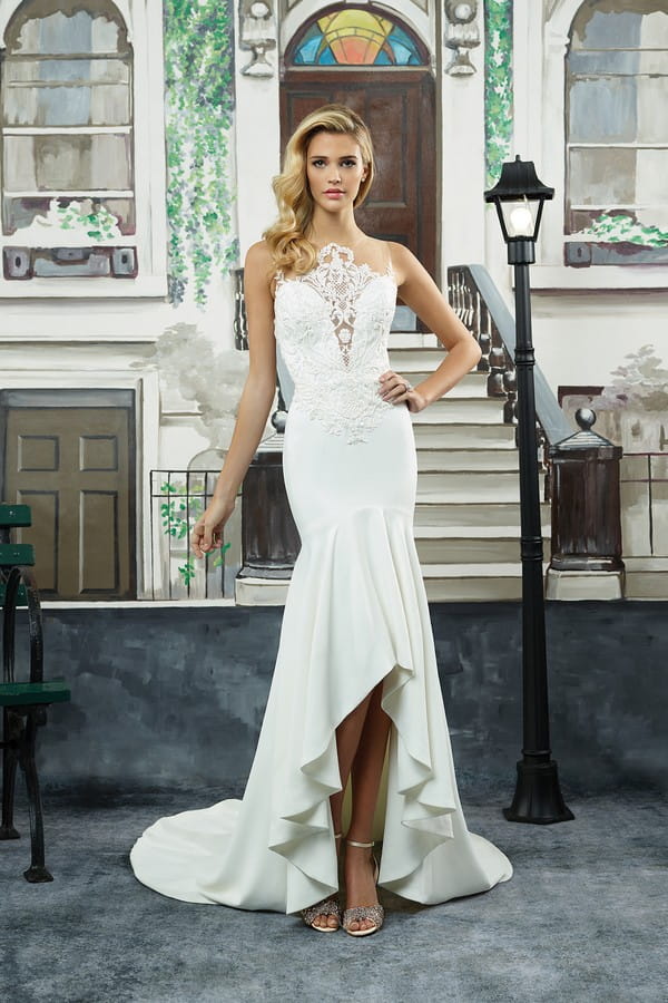 8940 Wedding Dress from the Justin Alexander Spring/Summer 2018 Bridal Collection