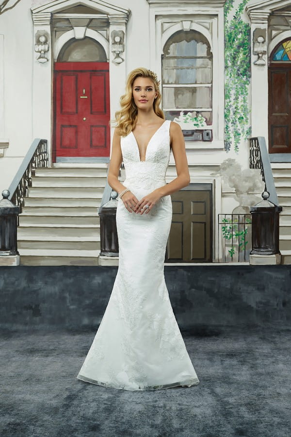 8947 Wedding Dress from the Justin Alexander Spring/Summer 2018 Bridal Collection