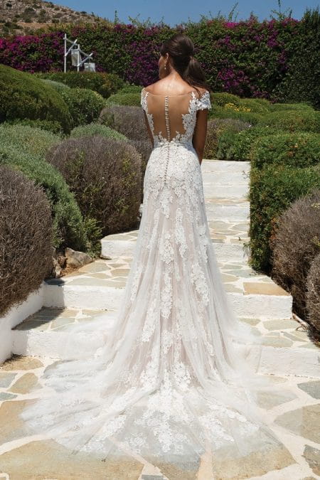 Back of 8963 Wedding Dress from the Justin Alexander Spring/Summer 2018 Bridal Collection