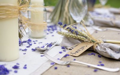 Ultra Violet Wedding Ideas Using Confetti and Wheat
