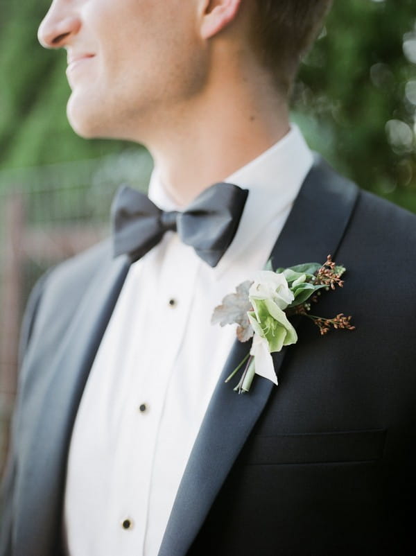 Groom's bow tie and buttonhole