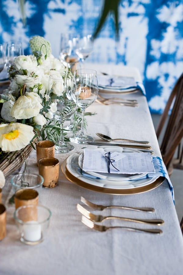 Wedding place setting with gold details