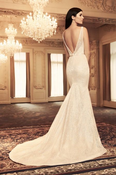 Back of 4804 Wedding Dress from the Paloma Blanca Fall/Winter 2018 Bridal Collection