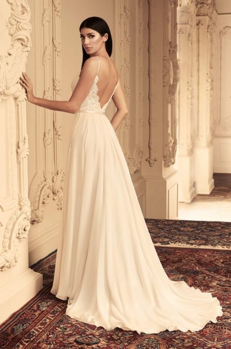 Back of 4814 Wedding Dress from the Paloma Blanca Fall/Winter 2018 Bridal Collection