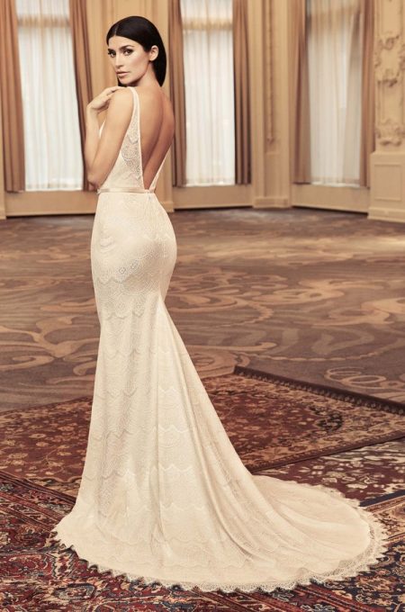 Back of 4815 Wedding Dress from the Paloma Blanca Fall/Winter 2018 Bridal Collection