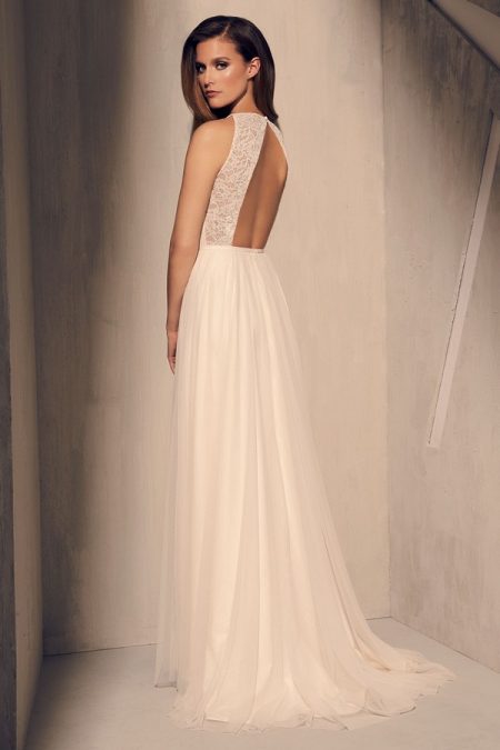 Back of 2202 Wedding Dress from the Mikaella Fall 2018 Bridal Collection