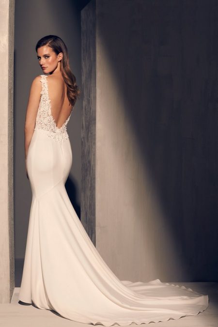 Back of 2206 Wedding Dress from the Mikaella Fall 2018 Bridal Collection