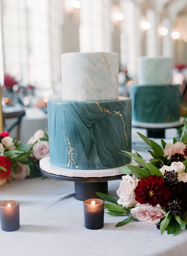 Marble effect wedding cake