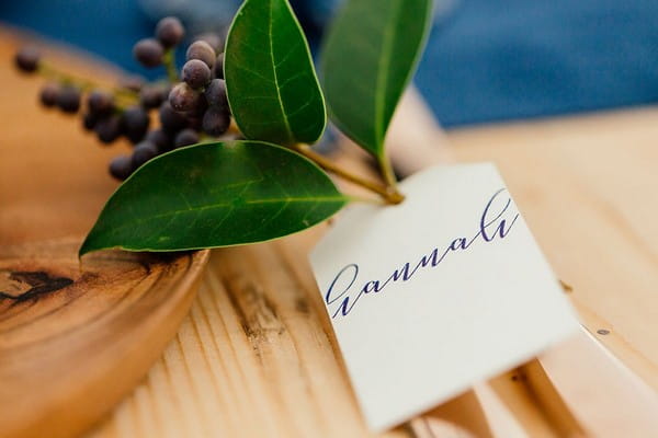 Leaf wedding name tag